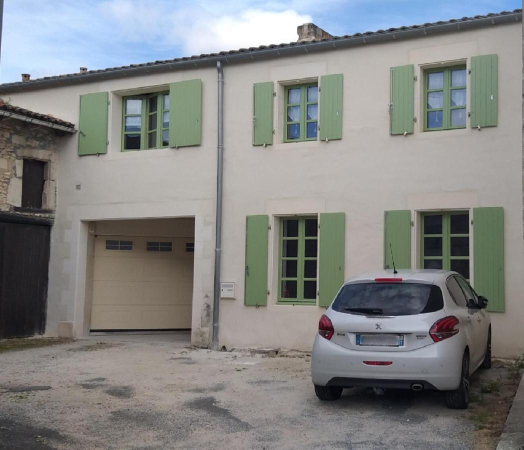 Suite De Charme Dans Une Maison Charentaise Cozes Ngoại thất bức ảnh